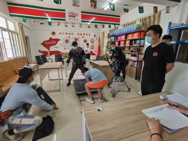 追星女孩心理学分析报告：莘县广告片拍摄公司揭秘饭圈应援式传播逻辑